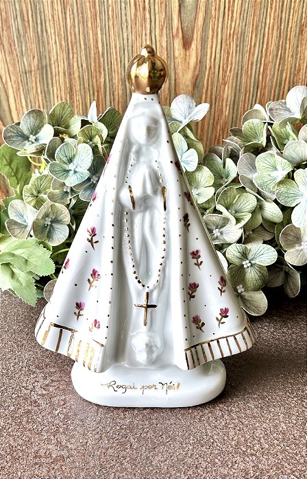 Escultura Nossa Senhora das Rosas