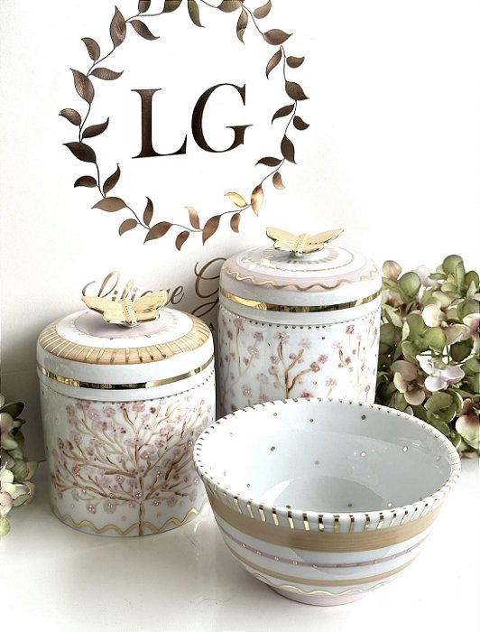 Kit Higiene Flor Cerejeira e Puxador Borboleta