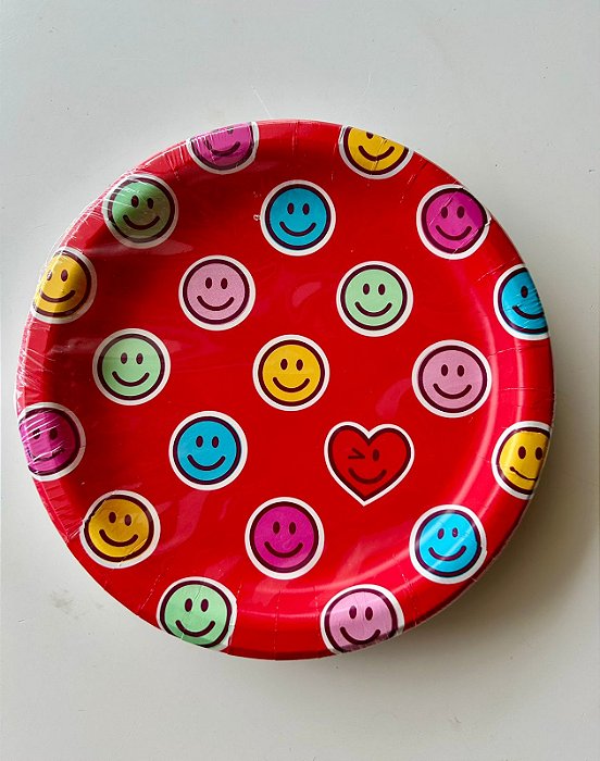 Pratos Temáticos com 18cm Smiles vermelho colorido