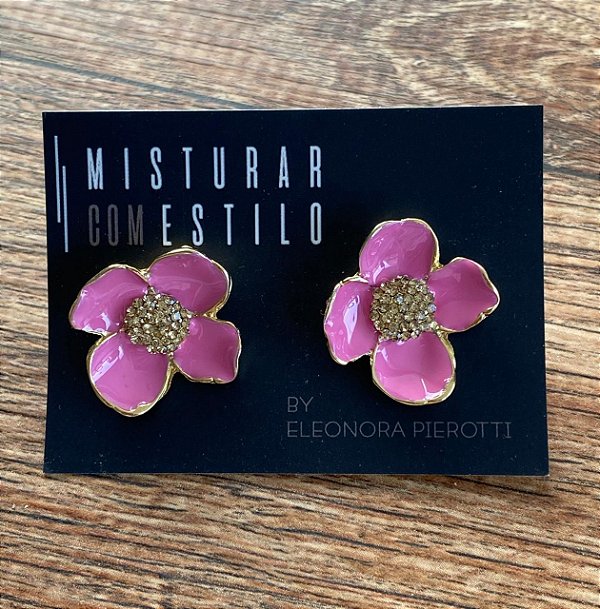 Brinco Flor Esmaltada Pequena - Rosa Chiclete
