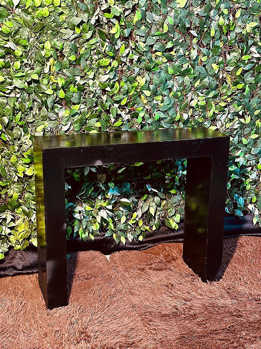 6114 Aparador preto reto