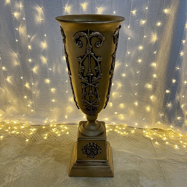 vaso dourado grande
