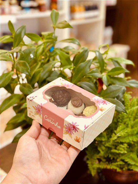 Caixinha com docinhos Carinho