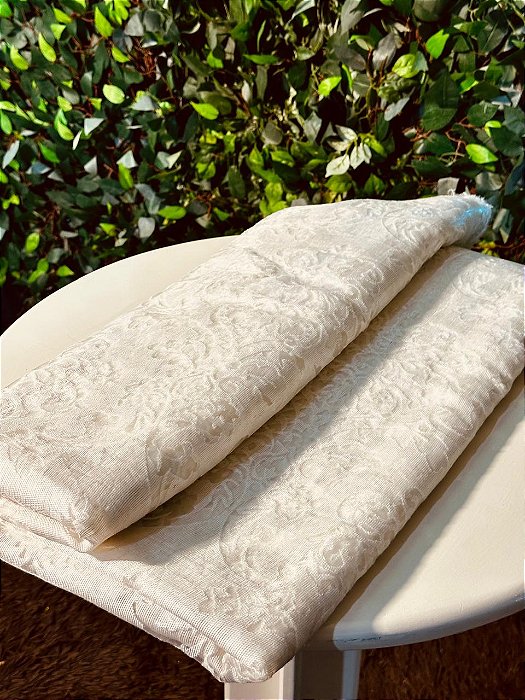 5172 tecido trabalhado arabesco bege