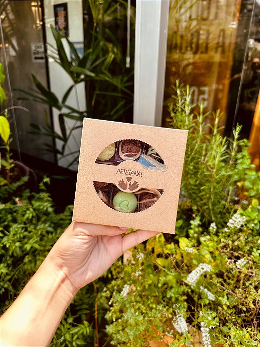 Caixinha nove docinhos