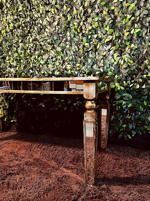 4903 Mesa espelhada bisotê