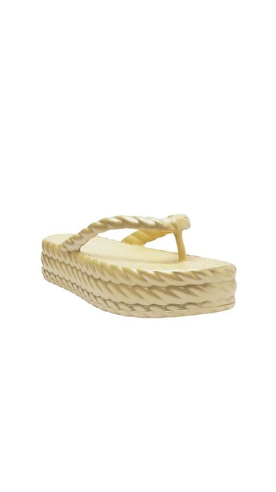 Sandália Dourada Flatform Marrocos • AREZZO