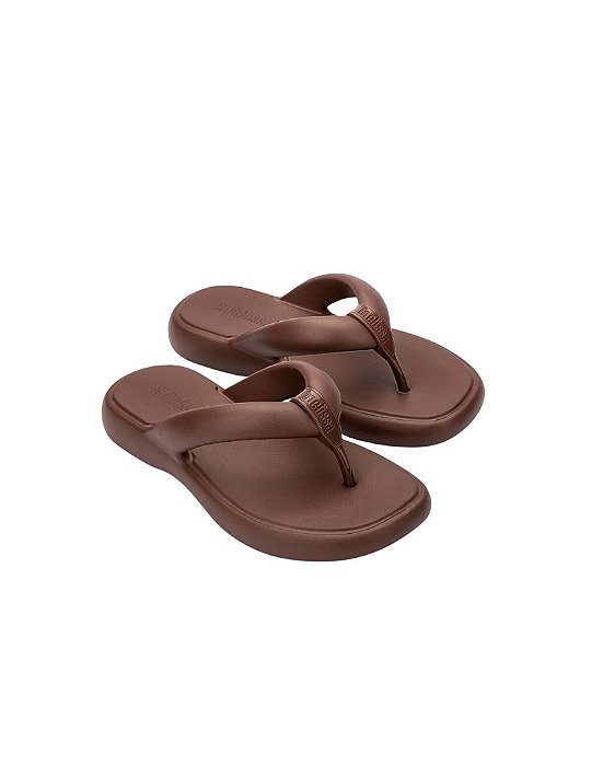 Melissa Free Low • Melissa Marrom