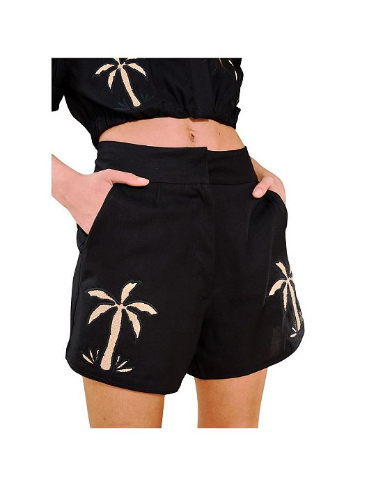 Short Curto Em Linho Bordado • Open Preto