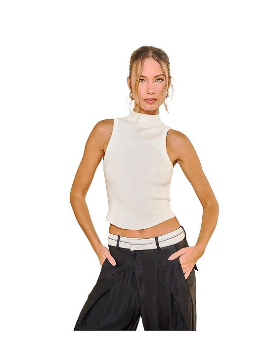 Blusa Feminina Slim Gola Alta Canelada • Open Off Shell