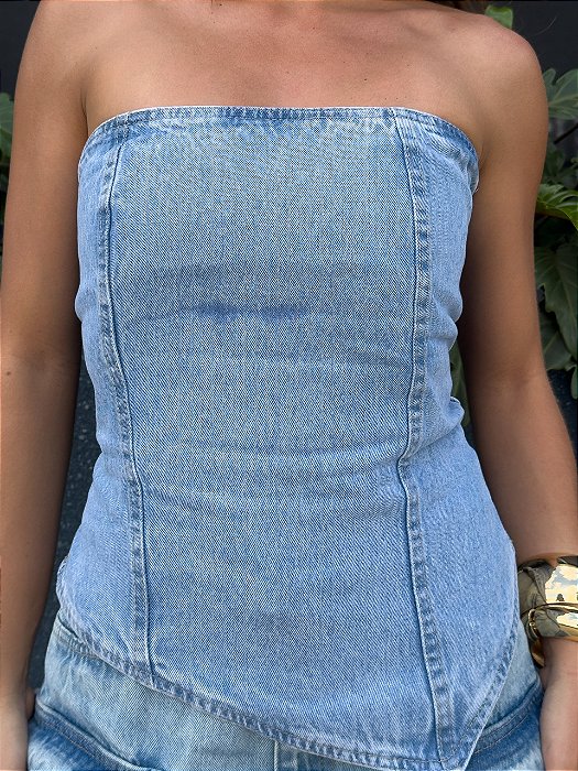 Blusa Jeans Assimétrica Lirio Clara