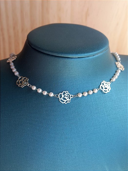 Choker Flor Vazada  Pérolas Prata