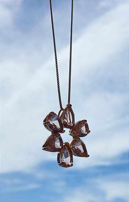 Colar Flor Cristais Rosé