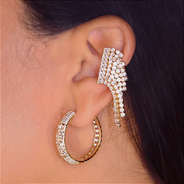 Argola Cravejada Com Piercing Zircônias