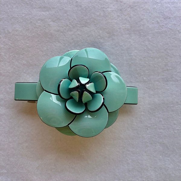 Broche Camélia Verde Menta