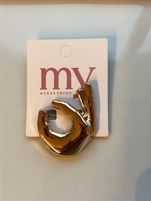 Broche de Roupa Design Mão