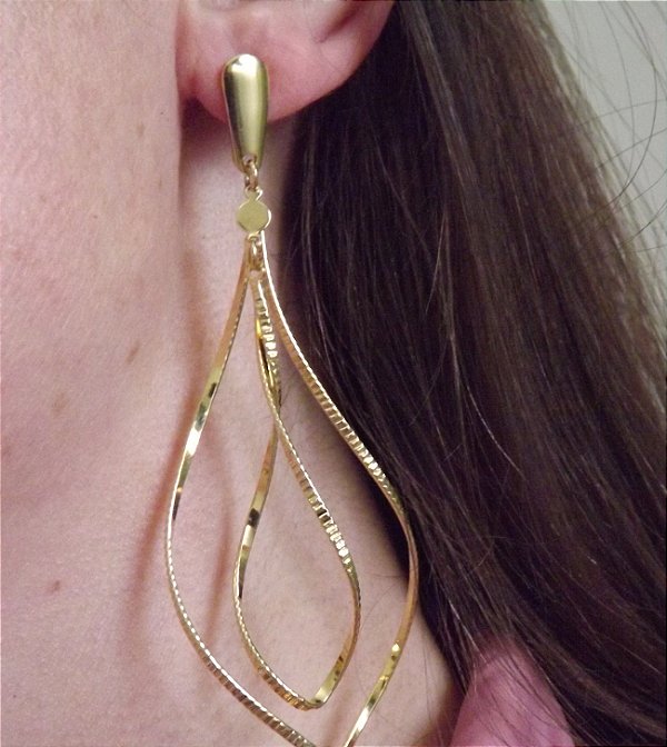 Brinco folheado a ouro - gota