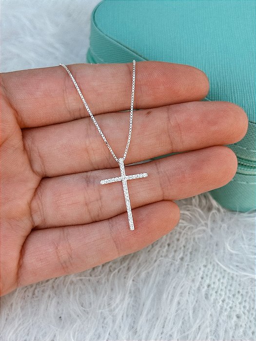 Gargantilha de Prata Cruz Cravejada