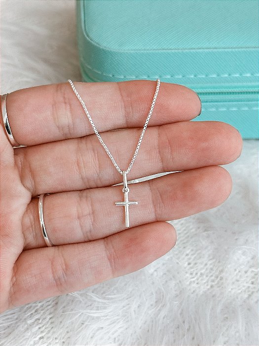 Gargantilha de Prata Cruz Mini