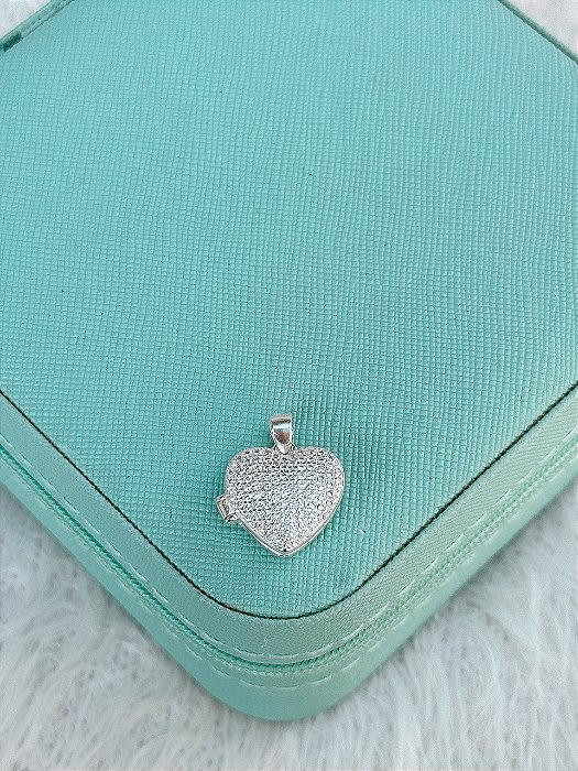 Pingente de Prata Relicário Coração Cravejado