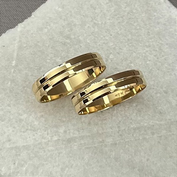 Aliança de Casamento Ouro 18k Meca
