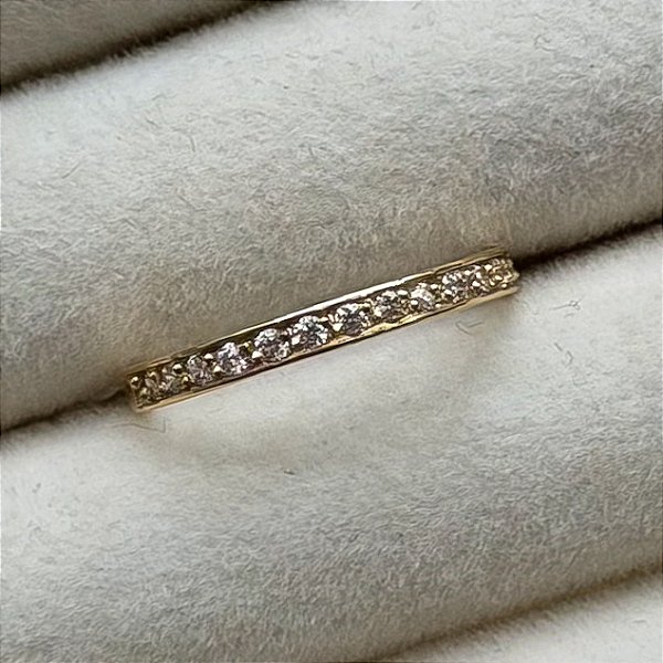 Aparador de Alianças Ouro 18k Malta