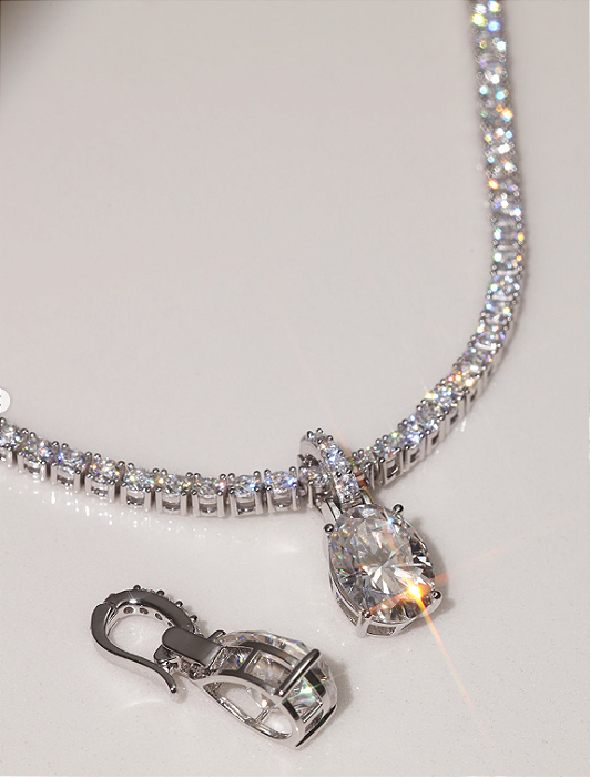 Pingente Gota  Moissanite