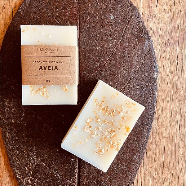 Sabonete de Aveia com Cereja e Avelã.