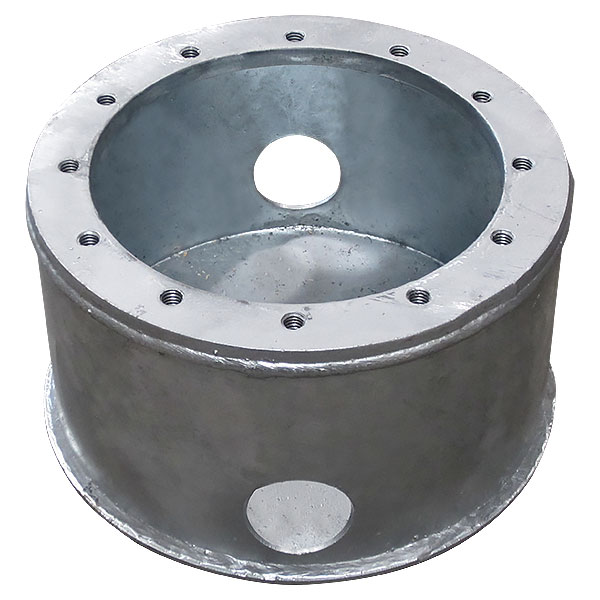 Shallow Base rasa de 8,5" x 5" de profundidade, aço galvanizado, ilhós de 1" a 0° e 180° com cinta de aterramento, furo de drenagem de 2"
