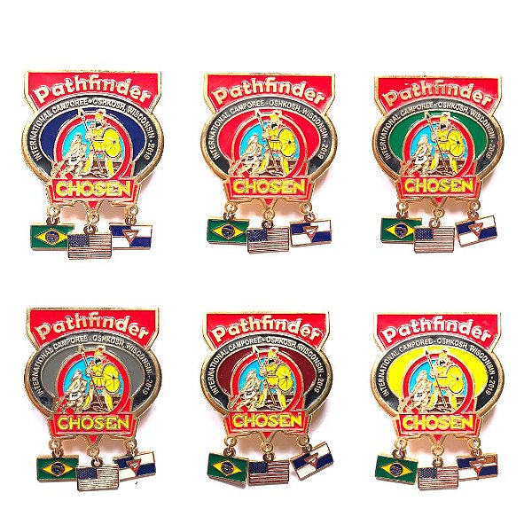 Set de Pin Chosen, três bandeirinhas com fundo nas cores das classes