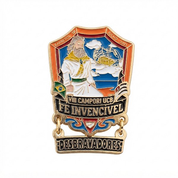 ARGANEL/PRENDEDOR DE LENÇO UCB "FÉ INVENCIVÉL", GRAVADO EM METAL BANHO OURO COM PLACA DESBRAVADORES