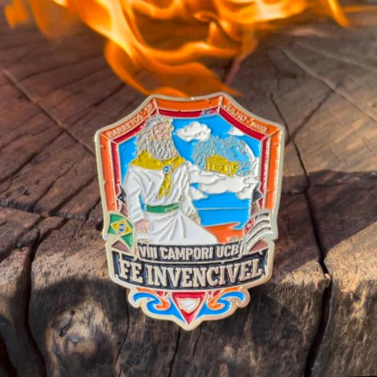 PIN UCB 2023 "FÉ INVENCÍVEL", BONHO OURO