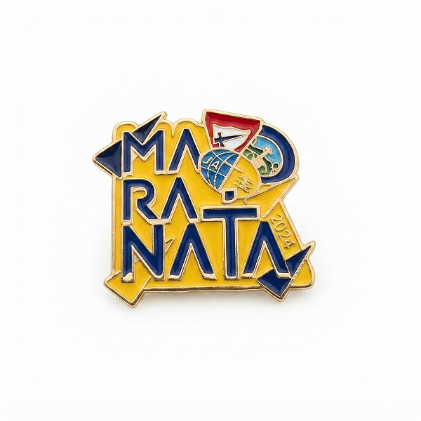 ARGANEL/PRENDEDOR DE LENÇO OFICIAL DO TEMA 2024, MARANATA, COM LOGO DOS TRÊS MINISTERIOS