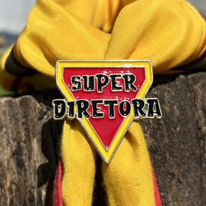 ARGANÉU/PRENDEDOR DE LENÇO, SUPER DIRETORA