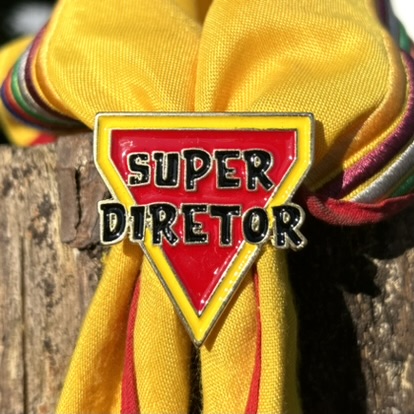 ARGANÉU/PRENDEDOR DE LENÇO, SUPER DIRETOR