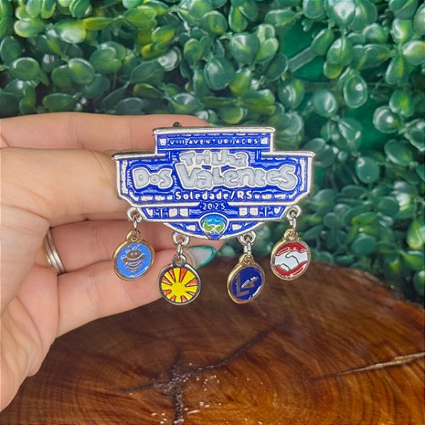 ARGANÉU/PRENDEDOR DE LENÇO AVENTURI ACRS TRILHA DOS VALENTES