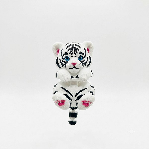 ARGANEL/PRENDEDOR DE LENÇO 3D TIGRE BRANCO COM OLHOS AZUIS
