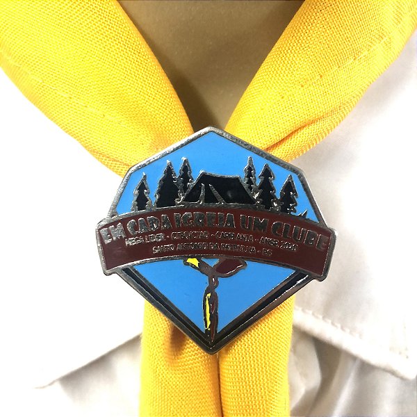 Arganéu/Prendedor de lenço, em cada igreja um clube