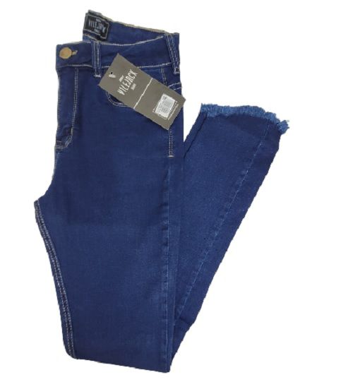 Calça Jeans Feminina com Barra Desfiada Vilejack