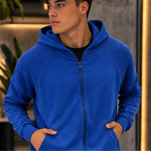 Jaqueta Masculina com Capuz Zíper e Bolsos Laterais Malwee