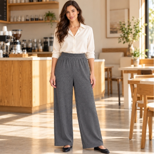 Calça Feminina Wide Leg Canelada com Bolsos Laterais e Cós Elástico Malwee