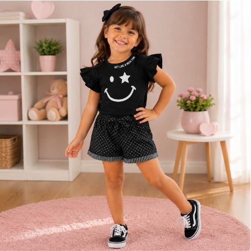 Conjunto de Blusa e Shorts Cativa
