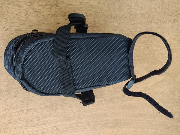 Bolsa de selim com refletores