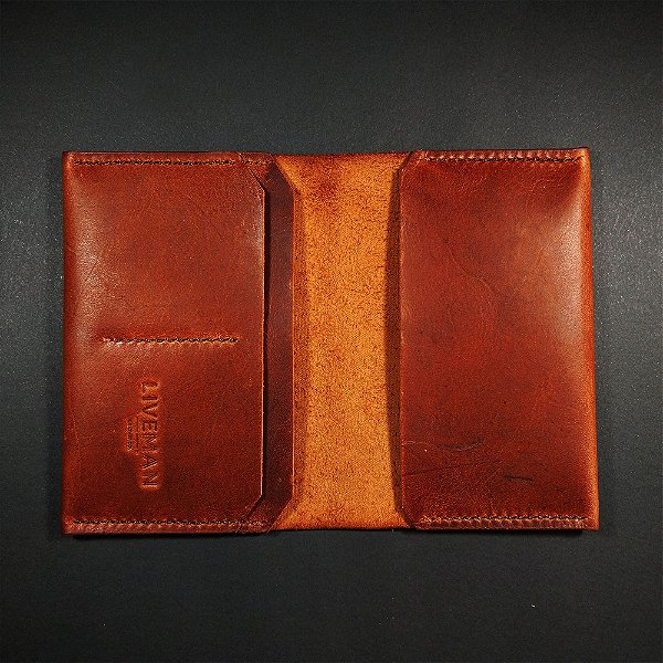 Carteira Porta-Passaporte de Couro TRAVEL SAFE Sella | LIVEMAN - LIVEMAN  Leather Co. | Carteiras minimalistas e acessórios em couro