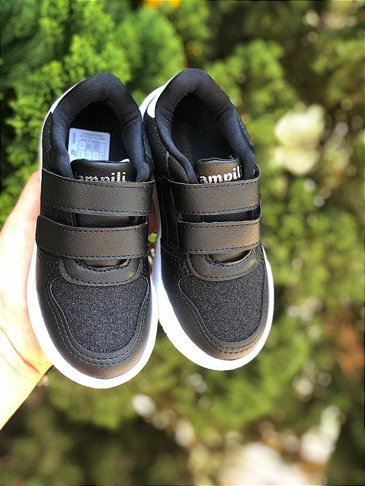 tenis infantil preto de velcro