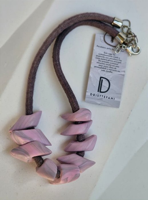 Colar Linha Pétalas Rosa Mesclado