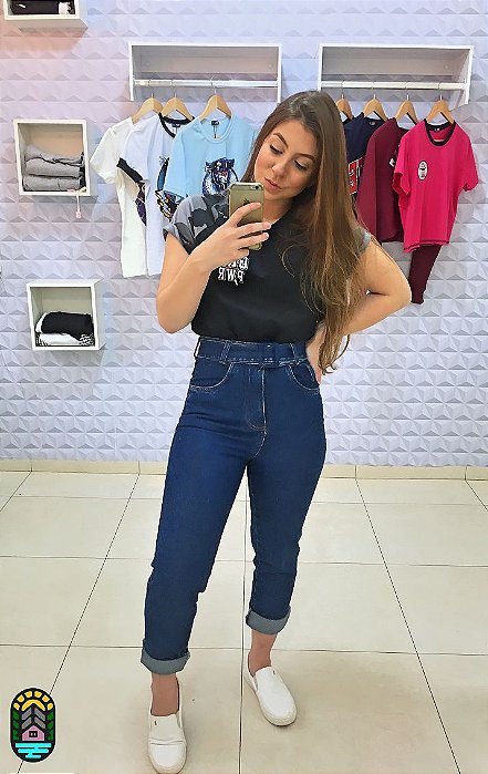 mom jeans escura