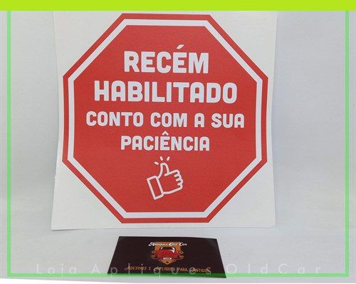 Adesivo Recém Habilitado - Mod. Placa Vermelha - (colagem Externa P/ Lataria)