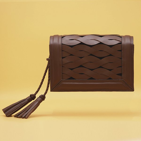 BOLSA ESTRUTURADA TRESSÊ EM COURO MILA