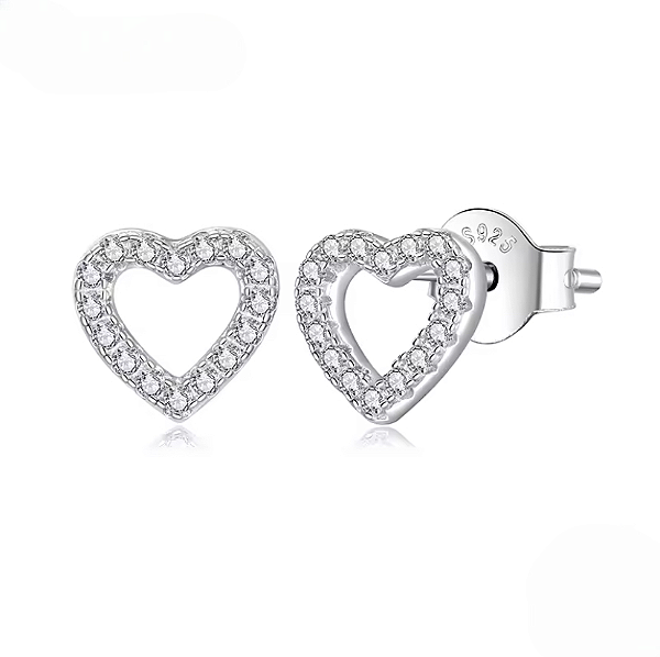 Brinco coração vazado moissanite 1mm 0.005ct em prata 925